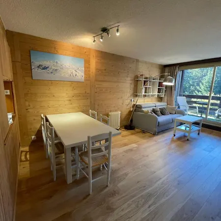 Cosy 3 Pièces à 1850, Forêt, Balcon, Wifi, Animaux Admis - Fr-1-514-27 * Courchevel